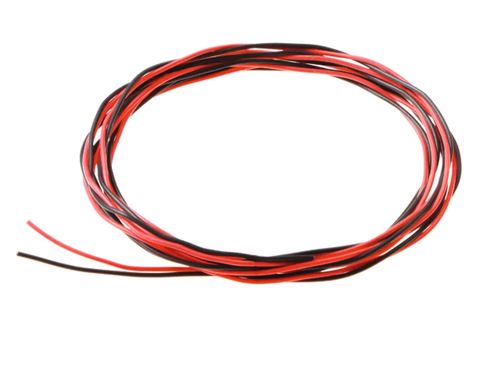 Rote und schwarze Kabel in spiralförmiger Anordnung, vermutlich für elektrische Anschlüsse, geliefert von der Marke TECE.